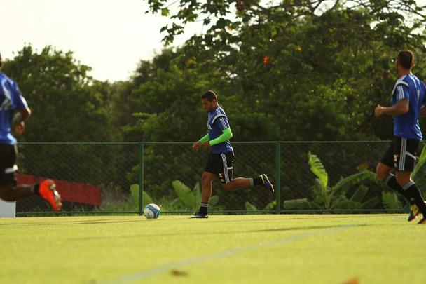Eduardo Baptista repete quarteto ofensivo com Diego Souza, Élber, Mike e Felipe Azevedo