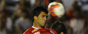 Fratura no nariz pode tirar zagueiro Ronaldo Alves do duelo contra o Leão (Ricardo Fernandes/DP/D.A Press)