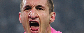 Lesionado, Chiellini vai desfalcar a  Juventus na final da Copa da It�lia (AFP Photo)