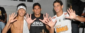 Site da Fifa destaca o zagueiro decacampe�o Durval, de 2003 a 2012 (Fifa/divulga��o)