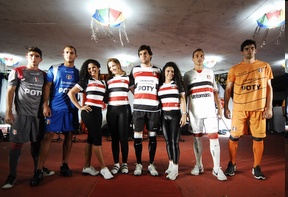 Santa terá novo terceiro uniforme (Ricardo Fernandes/DP/D.A Press)