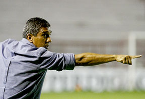 Pra cima deles, Timbu!  (Ricardo Fernandes/DP/D.A Press)