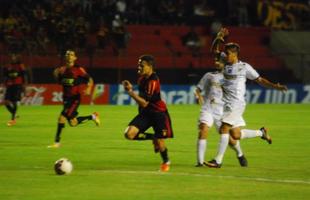 Sport vacila no final do jogo e � derrotado pelo Ypiranga em plena Ilha do Retiro