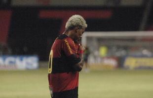Com tr�s gols, Marcelinho salva o Sport e garante virada sobre o Porto