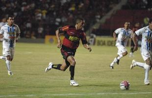 Com tr�s gols, Marcelinho salva o Sport e garante virada sobre o Porto