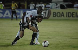 Rubro-negros venceram o cl�ssico por 3 a 1, no Arruda Cr�dito: Ricardo Fernandes/DP/D.A Press e Helder Tavares/DP/D.A Press
