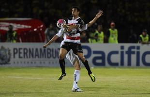 Rubro-negros venceram o cl�ssico por 3 a 1, no Arruda Cr�dito: Ricardo Fernandes/DP/D.A Press e Helder Tavares/DP/D.A Press