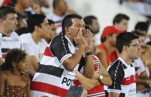 Rubro-negros venceram o cl�ssico por 3 a 1, no Arruda Cr�dito: Ricardo Fernandes/DP/D.A Press e Helder Tavares/DP/D.A Press