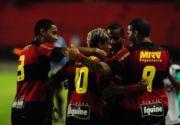 Sport goleia o Serra Talhada e segue na liderana isolada do Campeonato Estadual