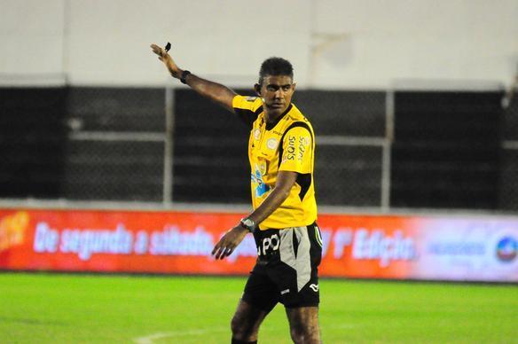 Com jogadores reservas, Sport vence o Porto no Lacerdo por 3 a 1 e segue na liderana