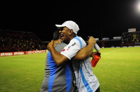 Em uma apresentao vergonhosa, Sport  goleado pelo Paysandu e elimindado da Copa do Brasil