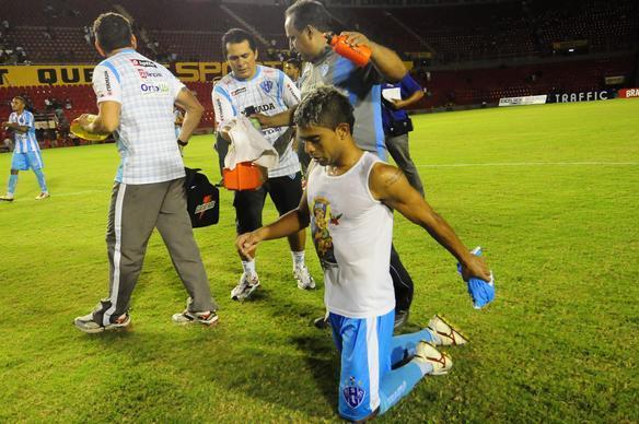 Em uma apresentao vergonhosa, Sport  goleado pelo Paysandu e elimindado da Copa do Brasil