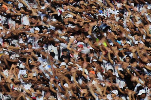 Sport vence o cl�ssico contra o Santa Cruz por 2 a 1