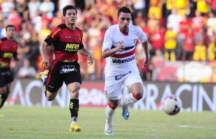 Sport vence o cl�ssico contra o Santa Cruz por 2 a 1