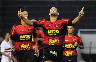 Sport vence o cl�ssico contra o Santa Cruz por 2 a 1