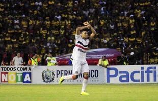 Sport vence o cl�ssico contra o Santa Cruz por 2 a 1