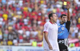 Empate sem gra�a garante Sport na final do Pernambucano
