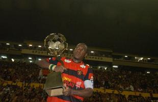 Imagens da conquista rubro-negra em cima do Santa Cruz em 2006