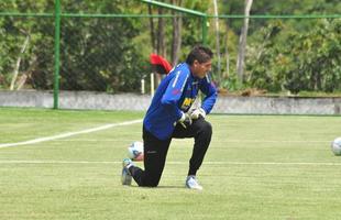S�rgio Guedes e seus comandados treinam visando o Cl�ssico das Multid�es