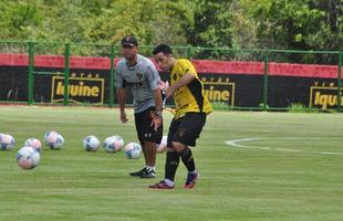 S�rgio Guedes e seus comandados treinam visando o Cl�ssico das Multid�es