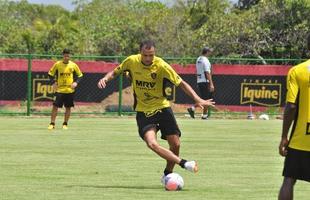 S�rgio Guedes e seus comandados treinam visando o Cl�ssico das Multid�es