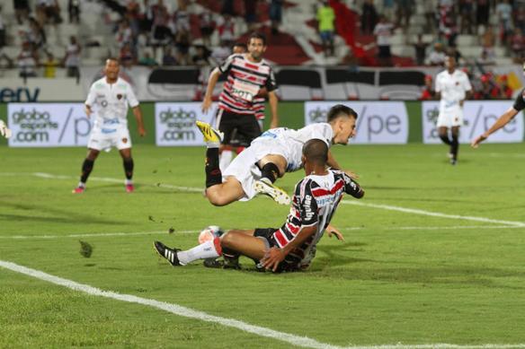 Cl�ssico das Multid�es terminou empatado no Arruda: 2 a 2