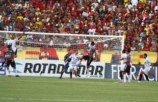 Cl�ssico das Multid�es terminou empatado no Arruda: 2 a 2