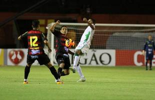 Le�o vence e se classifica na Copa do Brasil