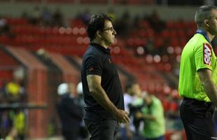 Sport decepciona torcida e perde por 2 a 0 dentro da Ilha do Retiro