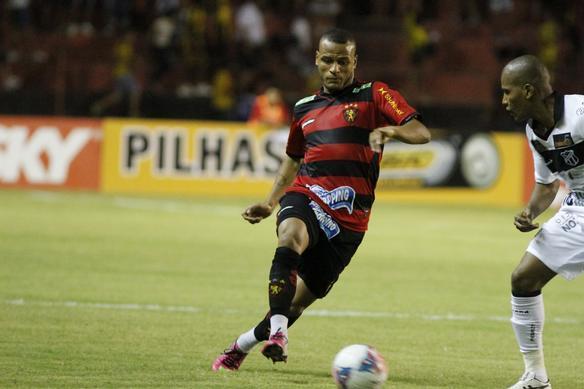 Sport e Cear se enfrentam pela 15 rodada da Srie B, na Ilha do Retiro