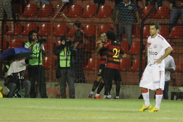 Sport e Nutico se enfrentam pela Copa Sul-Americana