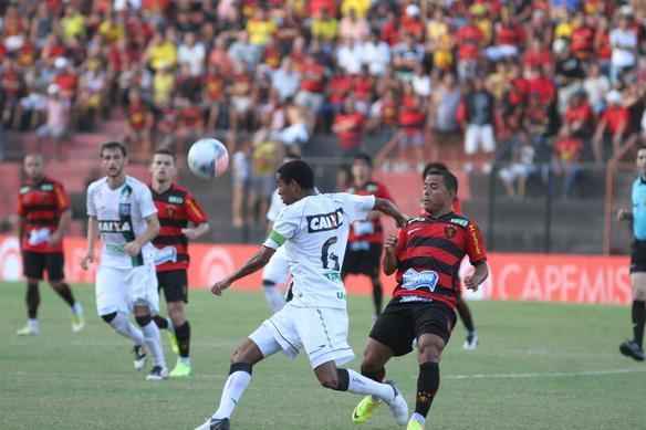 Sport vence Figueirense com gol de Felipe Azevedo na reestreia de Geninho