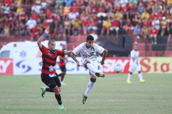 Sport vence Figueirense com gol de Felipe Azevedo na reestreia de Geninho