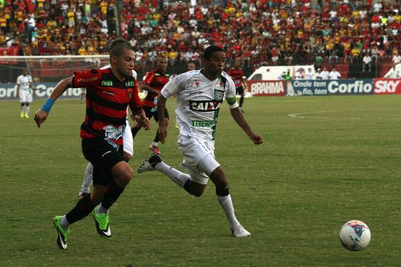 Sport vence Figueirense com gol de Felipe Azevedo na reestreia de Geninho