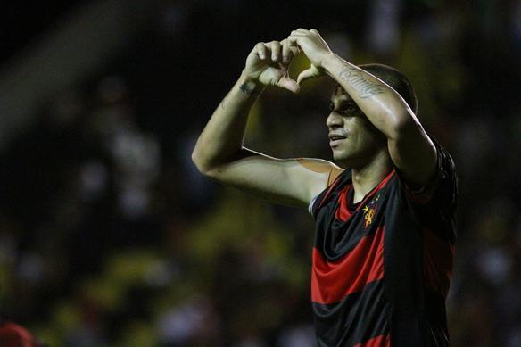 Sport bate Salgueiro na Ilha do Retiro na estreia no Campeonato Pernambucano de 2014