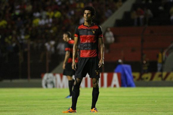 Sport bate o Salgueiro na Ilha do Retiro na estreia no Campeonato Pernambucano de 2014