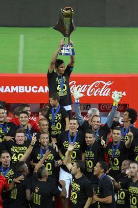 Rubro-negros comemoram a conquista do ttulo pernambucano