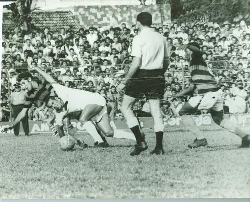 Nutico conquistou o hexacampeonato em 1968 contra o rival Sport no Estdio dos Aflitos