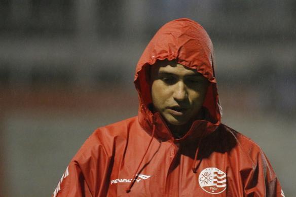 No retorno aos Aflitos, Timbu no se deu bem contra o Ava.