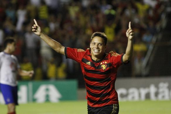 Com gol de Mike na segunda etapa, o Sport venceu o Bahia por 1 a 0 na Ilha do Retiro