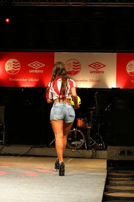 Confira as imagens da apresentao dos novos uniformes do Nutico para a temporada 2014