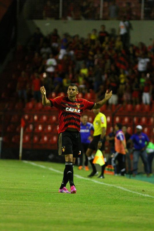 Sport vence o Botafogo na Ilha do Retiro por 1 a 0