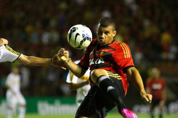 Sport vence o Botafogo na Ilha do Retiro por 1 a 0