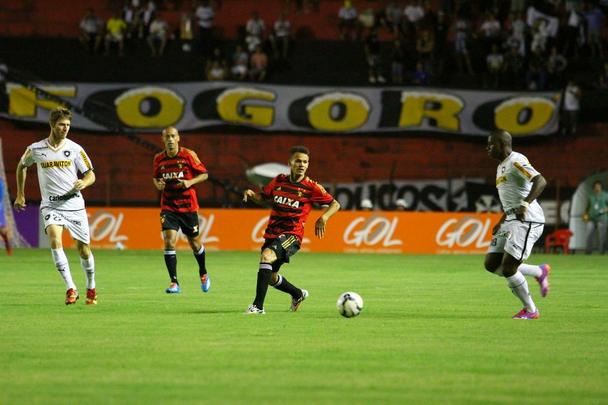 Sport vence o Botafogo na Ilha do Retiro por 1 a 0