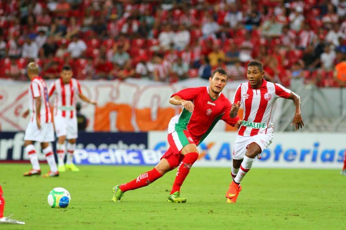 Timbu recebeu a equipe mineira em partida vlida pela 12 rodada da Srie B