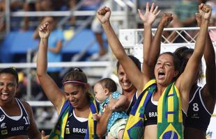 As equipes brasileiras sagraram-se campees nas areias da praia do Pina
