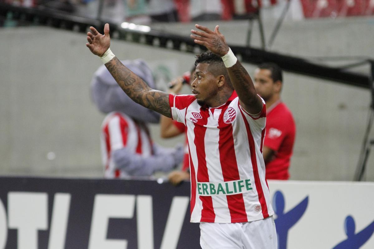 Nutico e Icasa se enfrentam pelo Campeonato Brasileiro da Srie B, na Arena Pernambuco