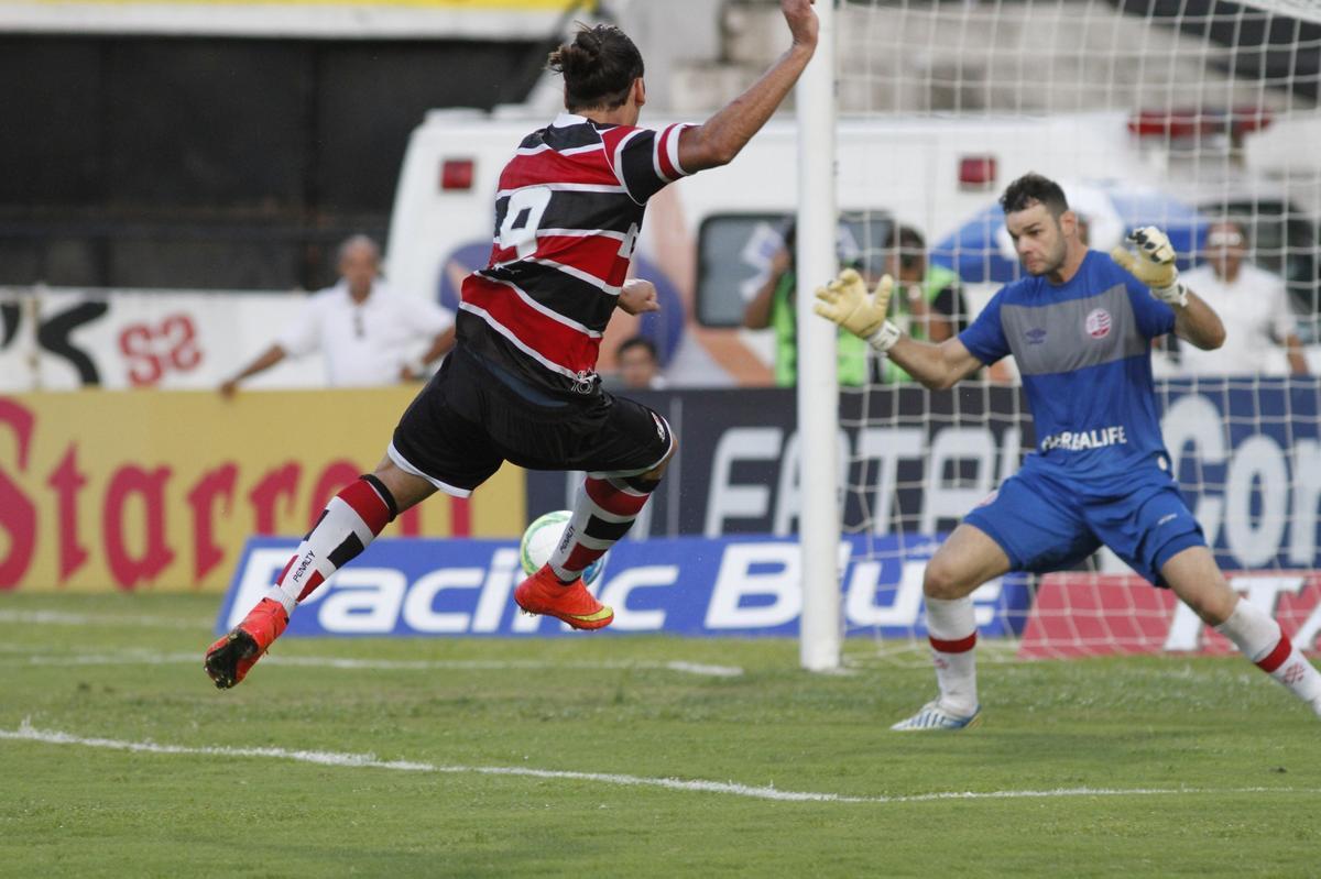 Com gols de Wescley (2) e Keno, Tricolor do Arruda venceu o Timbu em partida vlida pela 15 rodada da Srie B