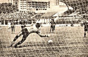 O Timbu voltou a golear o bis no Pernambucano de 1983 e ganhou o confronto por 6 a 0