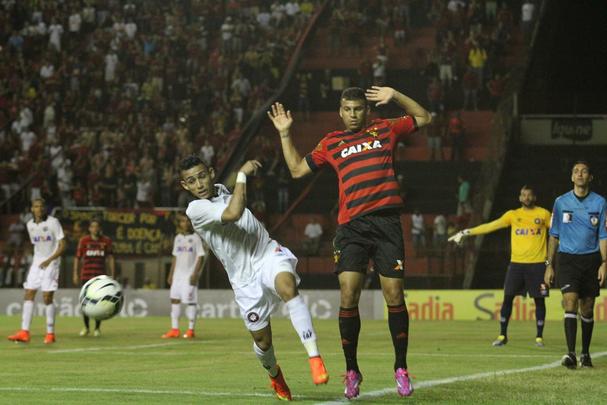 Sport saiu atrs do placar e buscou empate com o Atlitico-PR na Ilha do Retiro com gol do estreante Rgis